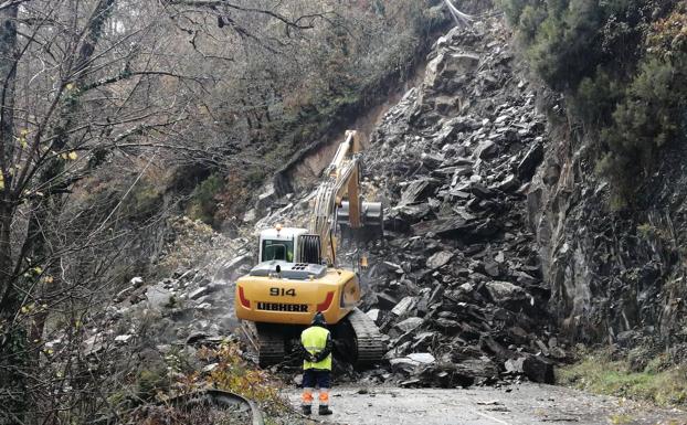 Las temperaturas gélidas seguirán complicando la circulación en puertos y carreteras