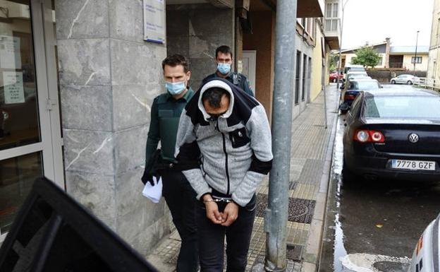 Despierta del coma la bibliotecaria de Llanes agredida hace una semana