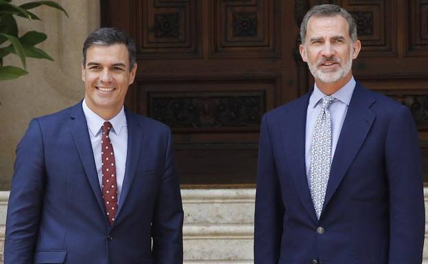 Podemos refuta a Sánchez y pide que Felipe VI dé explicaciones