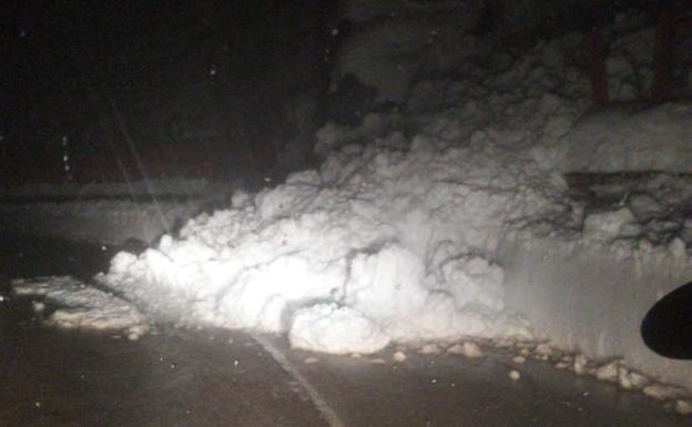 Un alud evidencia «el riesgo» del puerto de San Isidro