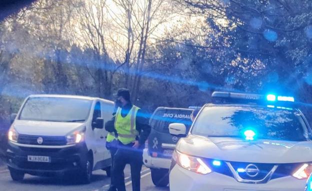 Fallece un ciclista de 49 años mientras circulaba por el Alto de la Miranda, en Llanera