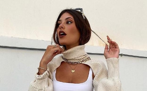 Manguitos de punto: la nueva tendencia imposible que triunfa entre las influencers