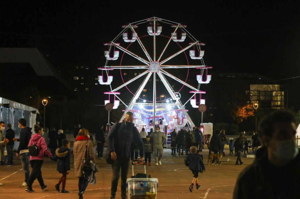 Avilés da la bienvenida a la Navidad