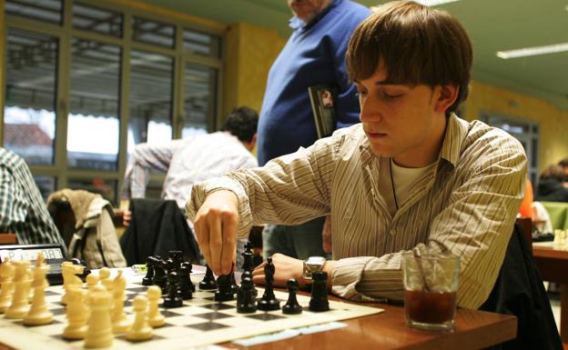 Sergio Guerrero gana el torneo Cruz Roja