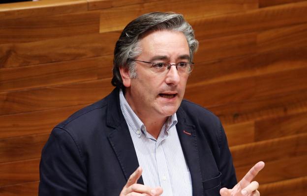 El Partido Popular y Ciudadanos se enzarzan por los apoyos a los presupuestos del Principado