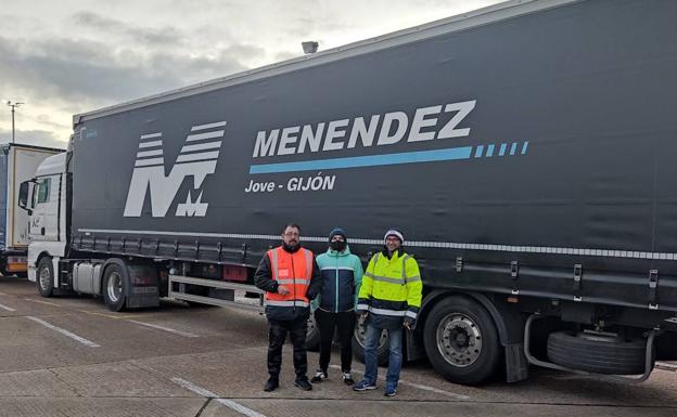 Camioneros asturianos atrapados en Inglaterra: «Nadie nos dice nada, no es un trato justo»