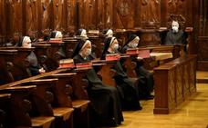 Las Pelayas cumplen con la tradición del canto de calendas en Nochebuena