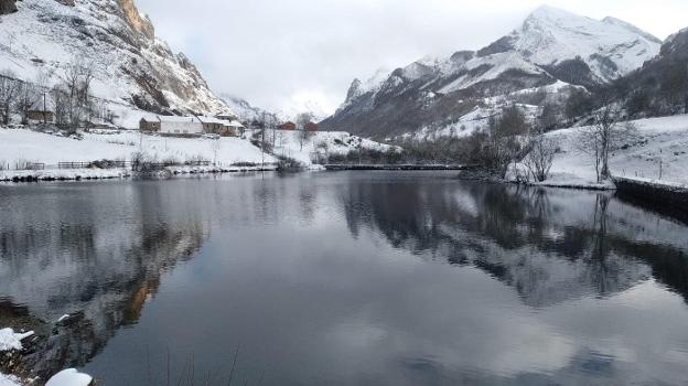 La borrasca 'Bella' pone en alerta al Principado por lluvia, viento y mal estado de la mar