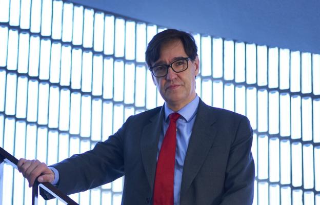 Sánchez impulsa a Illa como candidato a la Generalitat y sitúa a Darias en Sanidad