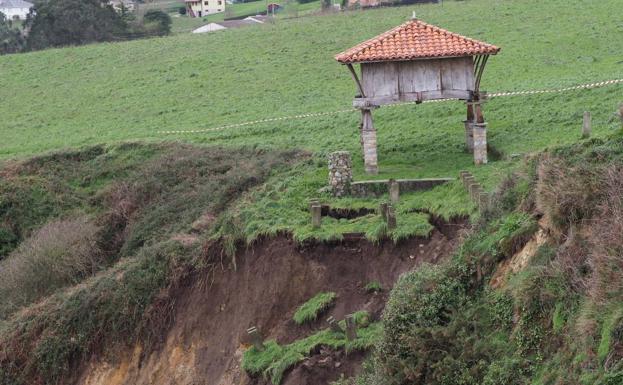 El hórreo del campo de La Garita, en Cadavedo, será desmontado «pieza a pieza»