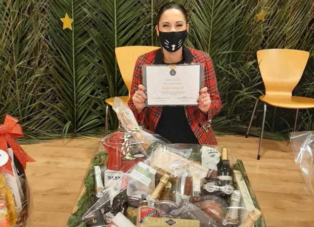 Elsa Valle gana el concurso de decoración de Caravia
