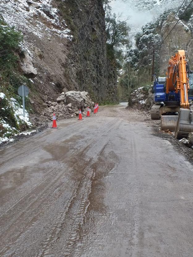 Somiedo recupera la comunicación por carretera con el resto de la región