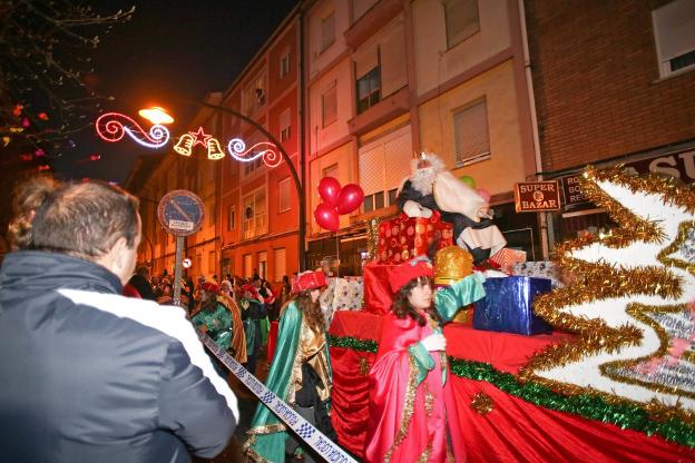 Corvera opta por encuentros con aforo limitado en el Llar de Las Vegas y en Trasona