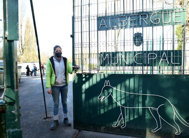 El cambio de gestor en la perrera de Oviedo desata un conflicto con intervención policial