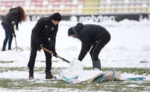 La nieve retrasa el inicio del Burgos-Oviedo B hasta las cuatro de la tarde