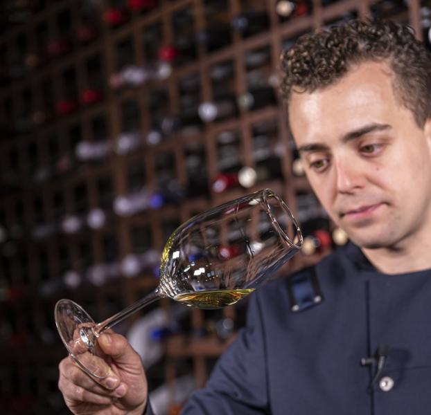 «Aún se tiene la imagen del sumiller como un señor mayor muy serio»