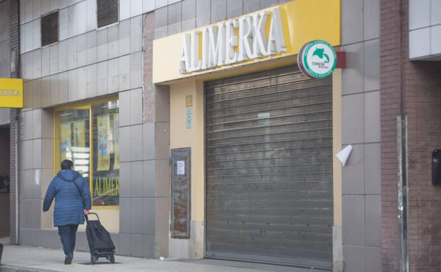 Alimerka plantea reducir la jornada a 600 trabajadores por el adelanto del cierre