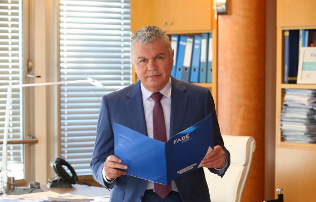 «En Asturias tenemos demasiados foros, mesas y comisiones para pocos resultados»