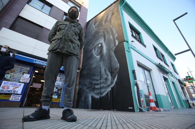 El segundo mural de Lugones busca nombre para su gato