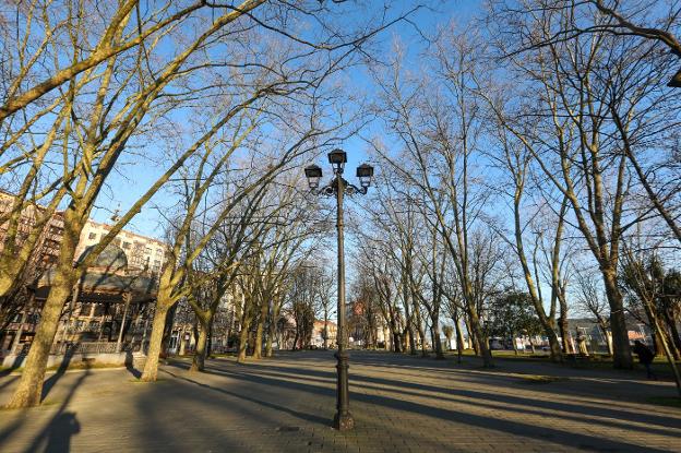 La remodelación del parque de El Muelle y su entorno finalizará a comienzos del próximo año