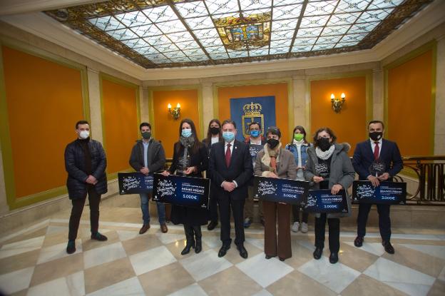 El concurso de iluminación de Oviedo, «una gran idea para revivir la ciudad»