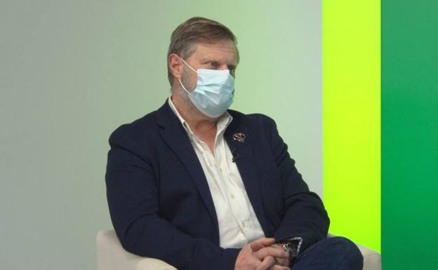 En directo: El médico Eduardo Carreño, en La Lupa