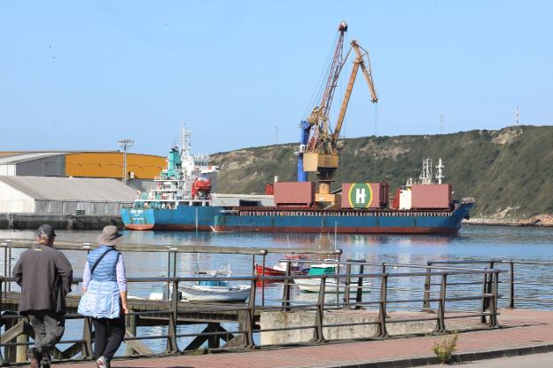 La crisis provoca que los tráficos del puerto de Avilés caigan un 20% en 2020