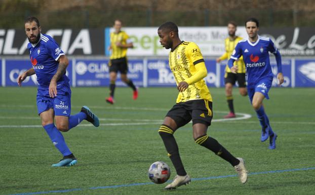 Aplazado el derbi entre el Oviedo B y el Covadonga por la cuarentena de la plantilla dirigida por Fermín Álvarez