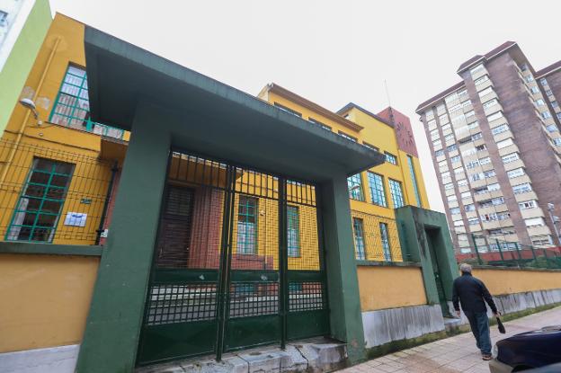 La alcaldesa de Avilés descarta más cierres de colegios por el covid esta semana