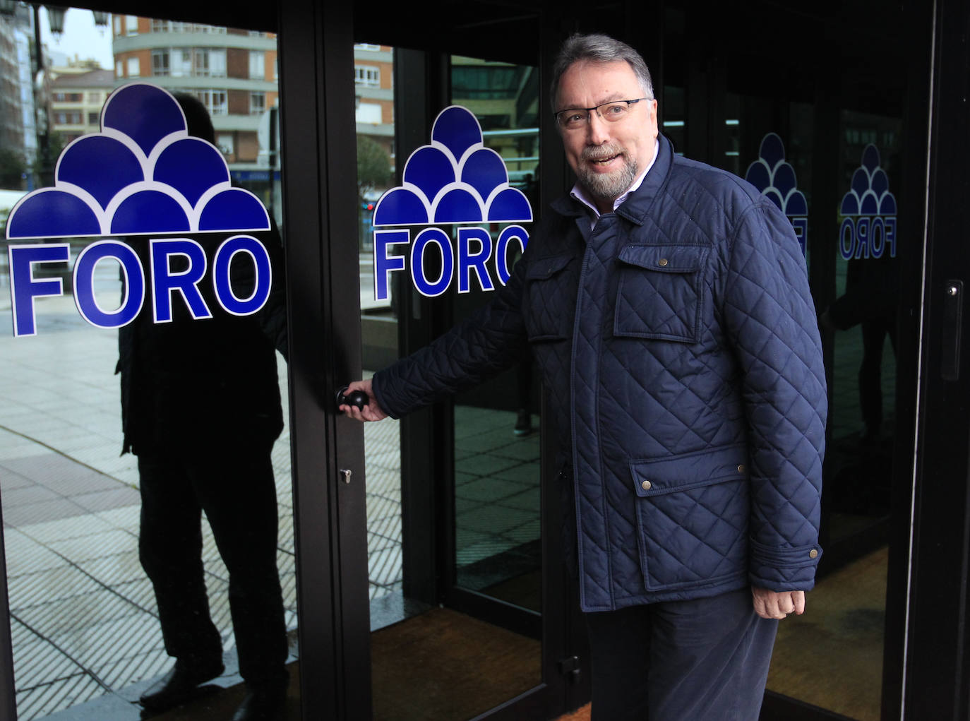 Martínez Oblanca:«He tenido desavenencias políticas y personales con Álvarez-Cascos»