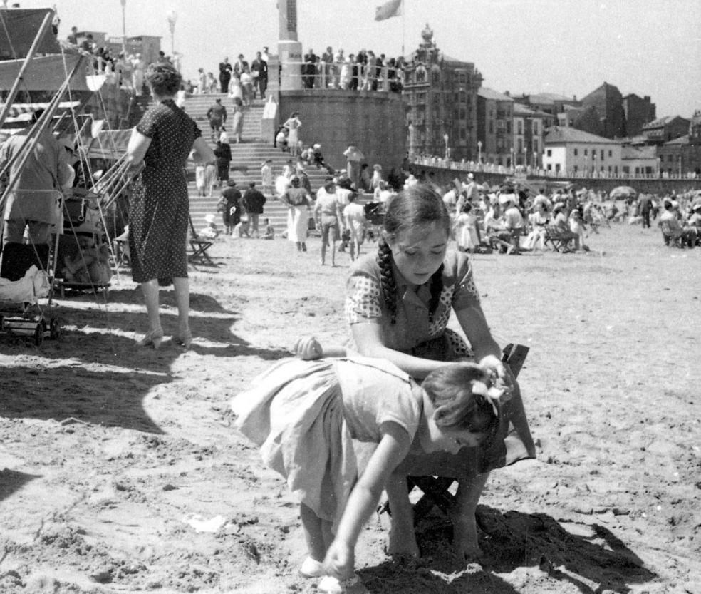 Píldoras del pasado en fotos y útiles de laboratorio