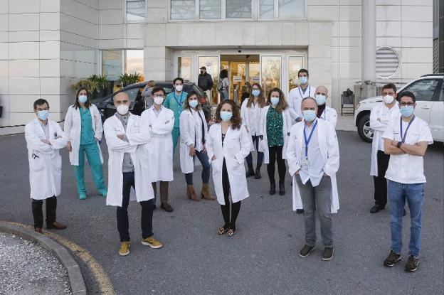 Para orinar, pulse el botón