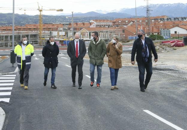 La Fresneda estrena su acceso norte y descongestiona el interior de la urbanización