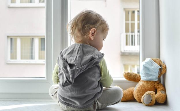 La OCU alerta sobre estas «peligrosas» mascarillas infantiles: «presentan un riesgo real»