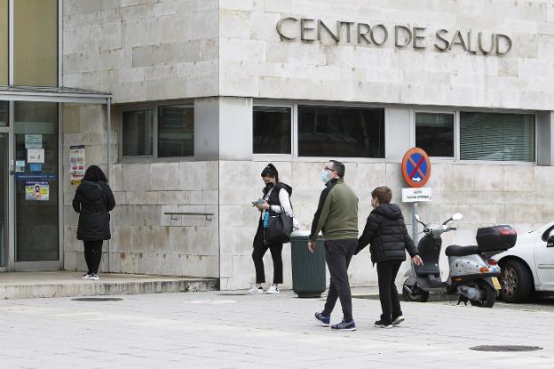 Un paciente cada menos de cinco minutos: los efectos de la pandemia en los centros de salud