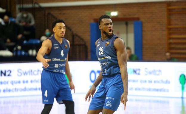 El Liberbank Oviedo vence cómodamente al Cáceres y se asegura la permanencia