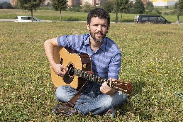 'Amosando' saca la música de casa