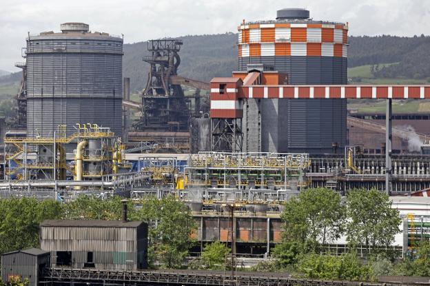 El fondo de Ribera para abaratar la luz elevará su precio hasta un 8% para gran parte de la industria