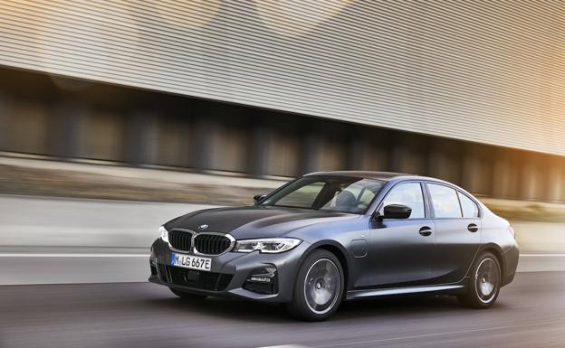 Los híbridos enchufables de BMW llegan a las Series 3 y 5