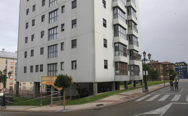 Ratas, cucarachas y ascensores inundados en las viviendas de Vipasa