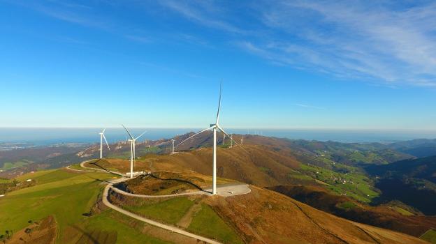 Iberdrola pone en marcha tres nuevos parques eólicos en el occidente y trabaja en un cuarto