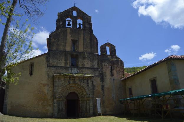 Cultura elabora un plan para rehabilitar el monasterio de Santa María de Obona