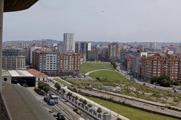 El Gobierno suspende el estudio de la estación intermodal de Gijón por la falta de informes oficiales