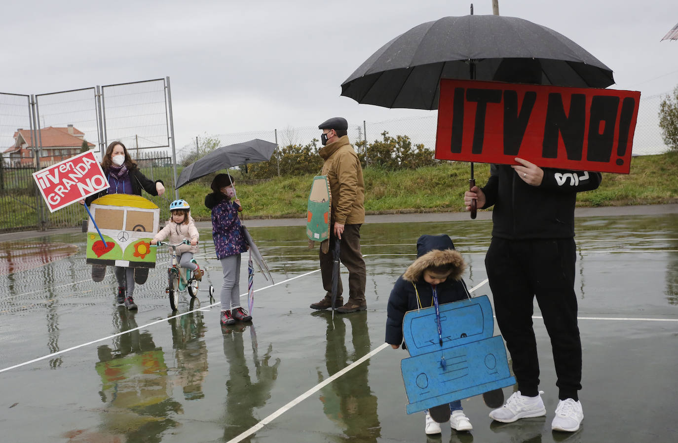 Los vecinos de Granda, contrarios a la nueva estación de ITV