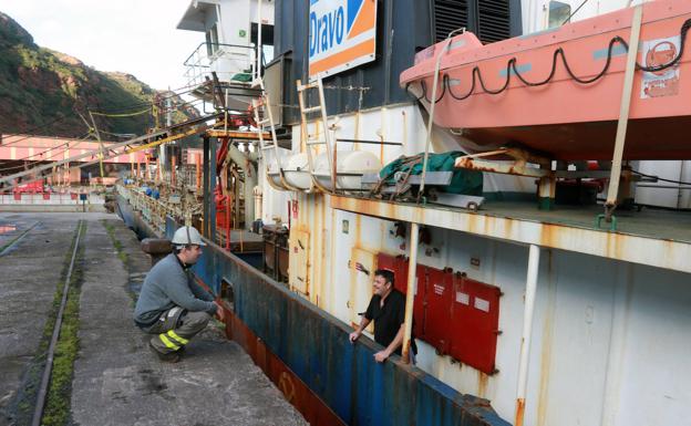 Un barco del que se aprovecha hasta el último tornillo