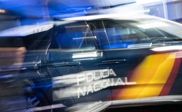 El dueño de un Porsche denuncia el robo del vehículo tras ser encañonado en Jove
