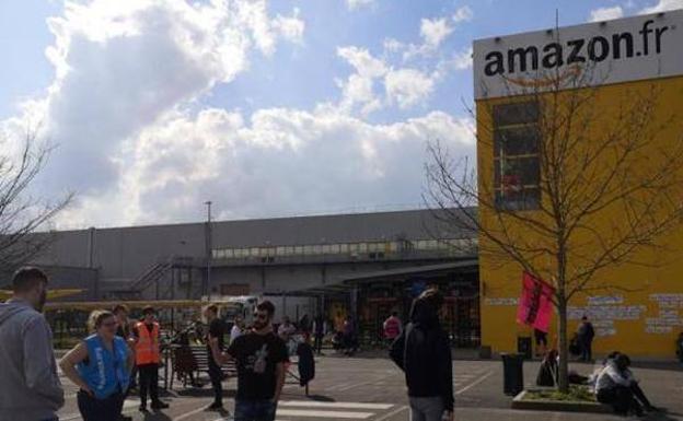 El viaje de un paquete desde Amazon a la puerta de tu casa