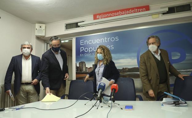 «Es vergonzoso, ¡con un móvil!»