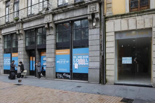 Los locales comerciales del centro de Gijón se vacían y el precio cae un 30%