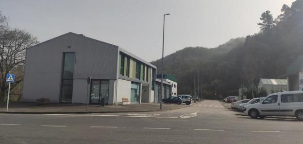 Cabranes adjudica la última nave del vivero de empresas para una bebida probiótica